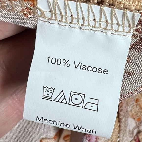 RUSTTY DISTTY Plus Size 3X Boho Floral Tank with Embroidery trim detail - Picture 3 of 8